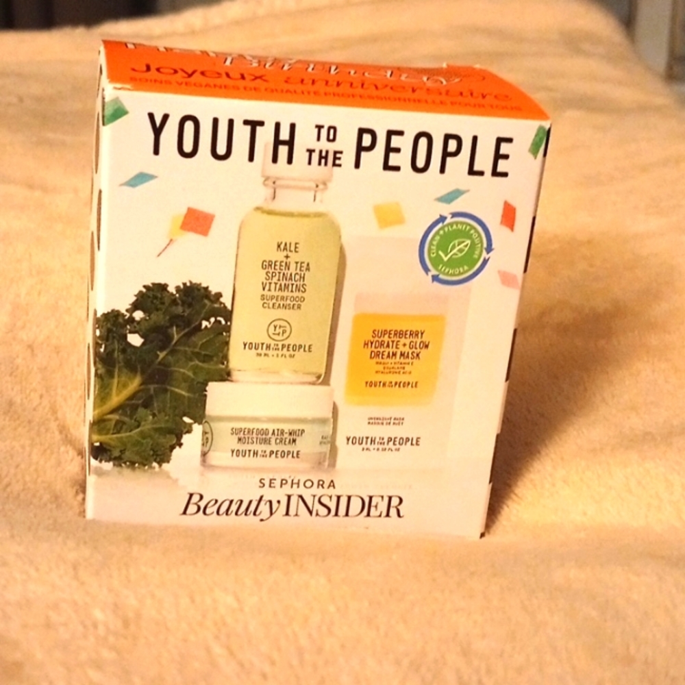 Youth to the People DREAM Kit by Sephora
